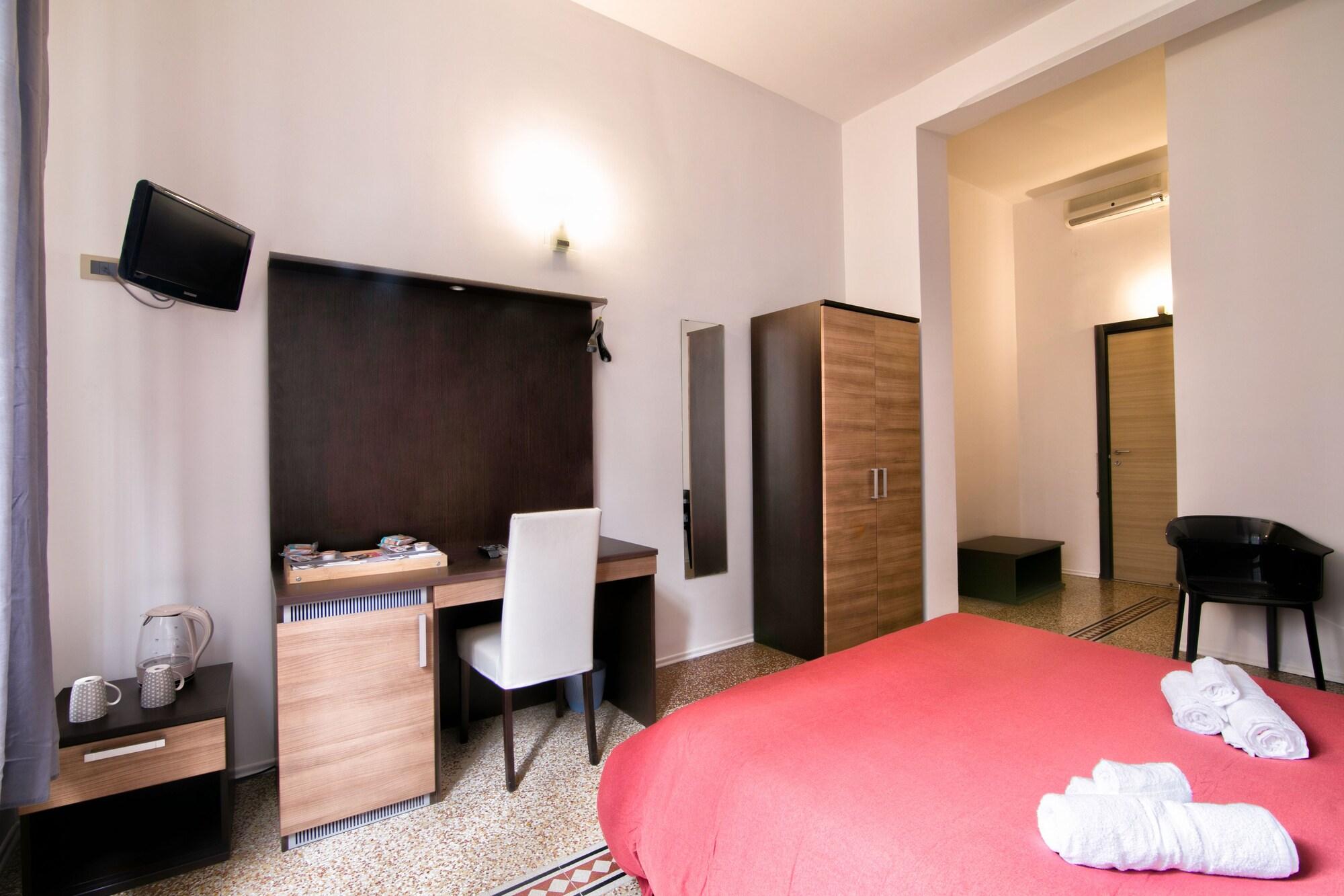 باليرمو Maqueda Central Suites المظهر الخارجي الصورة
